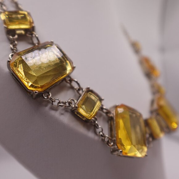 Banana Republic statement necklace - Picture 4 of 10